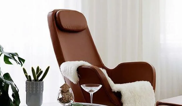 Un sillón giratorio para la zona de estar