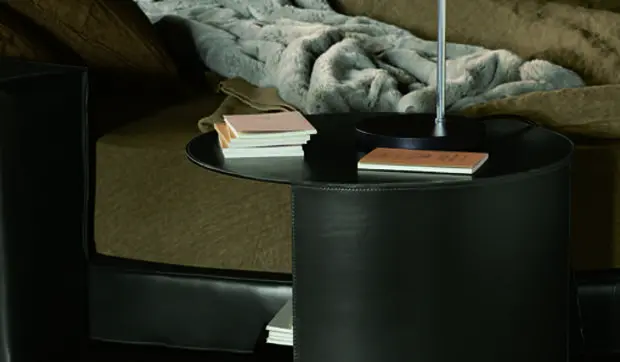 Una cama redonda con glamour