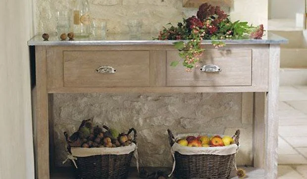Una consola rústica