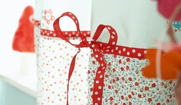 Cómo hacer una cortina infantil con restos de tela