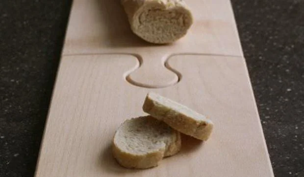 Una tabla puzzle con varias funciones