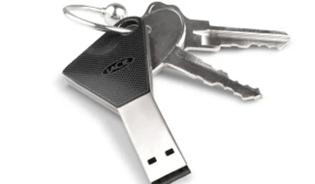 USB con forma de llaves