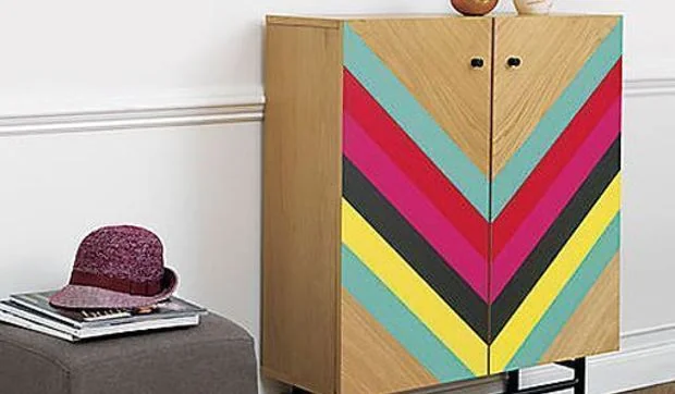 Vuelve la pintura decorativa en muebles